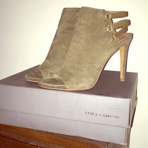 Vince Camuto